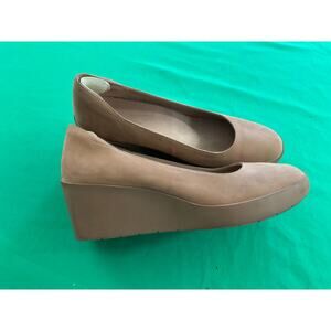 Vionic Camel Sereno Women's Wedge Heel Comfort Pump Size 9